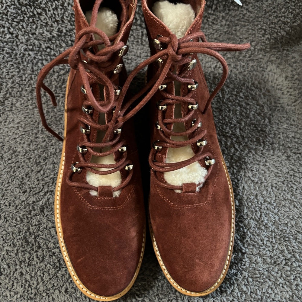 Marc Fisher Izzie Lugsole Ankle Boot Dark Red Suede – Sz 8M